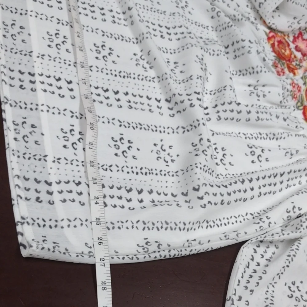 White Embellished Relaxed Blouse - Picture 10 of 12